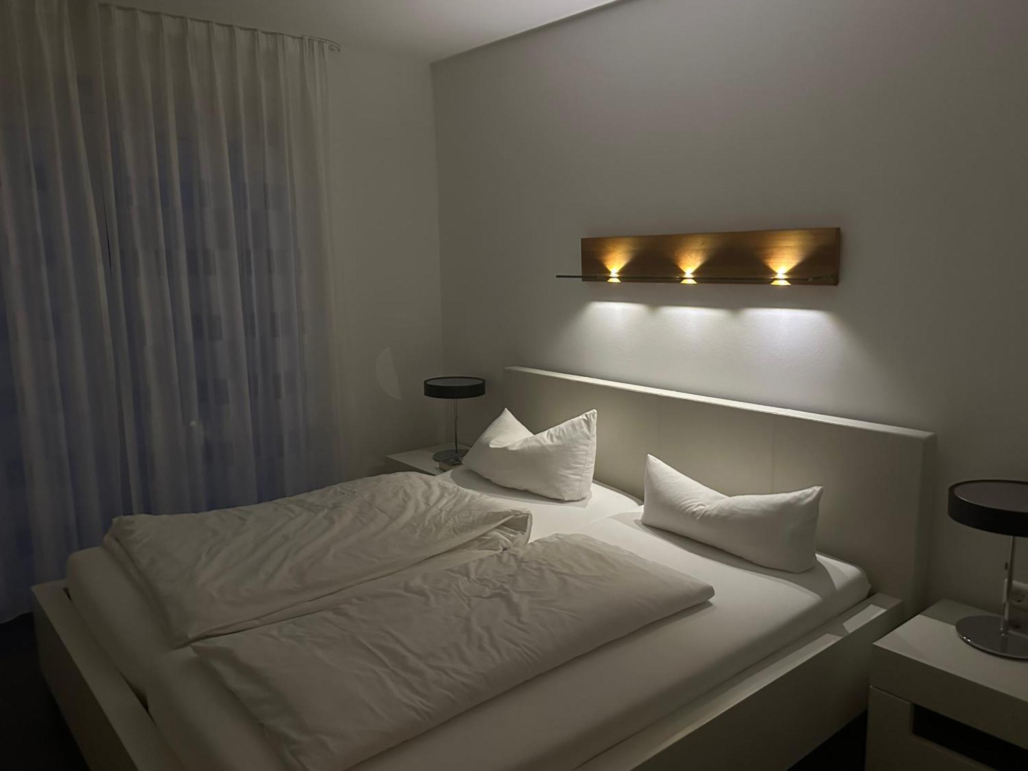 2-Zimmer-Ferienwohnung Mit Hotelservice Und 2 Balkons - Golf, Bike Und Wellness Im Markgraeflerland Bad Bellingen Ngoại thất bức ảnh